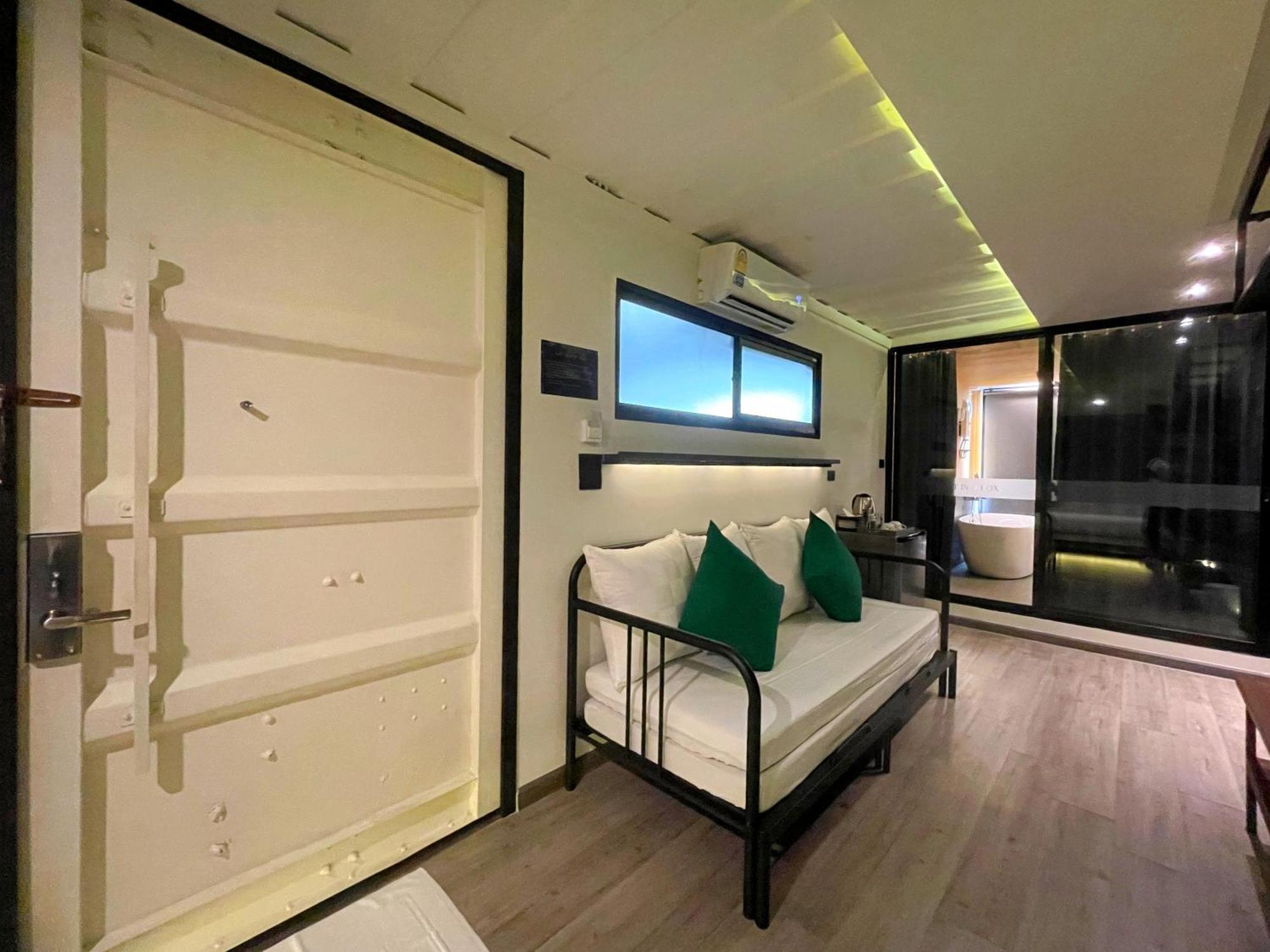 Nights In A Box Ban Muang (Chon Buri) Quarto foto