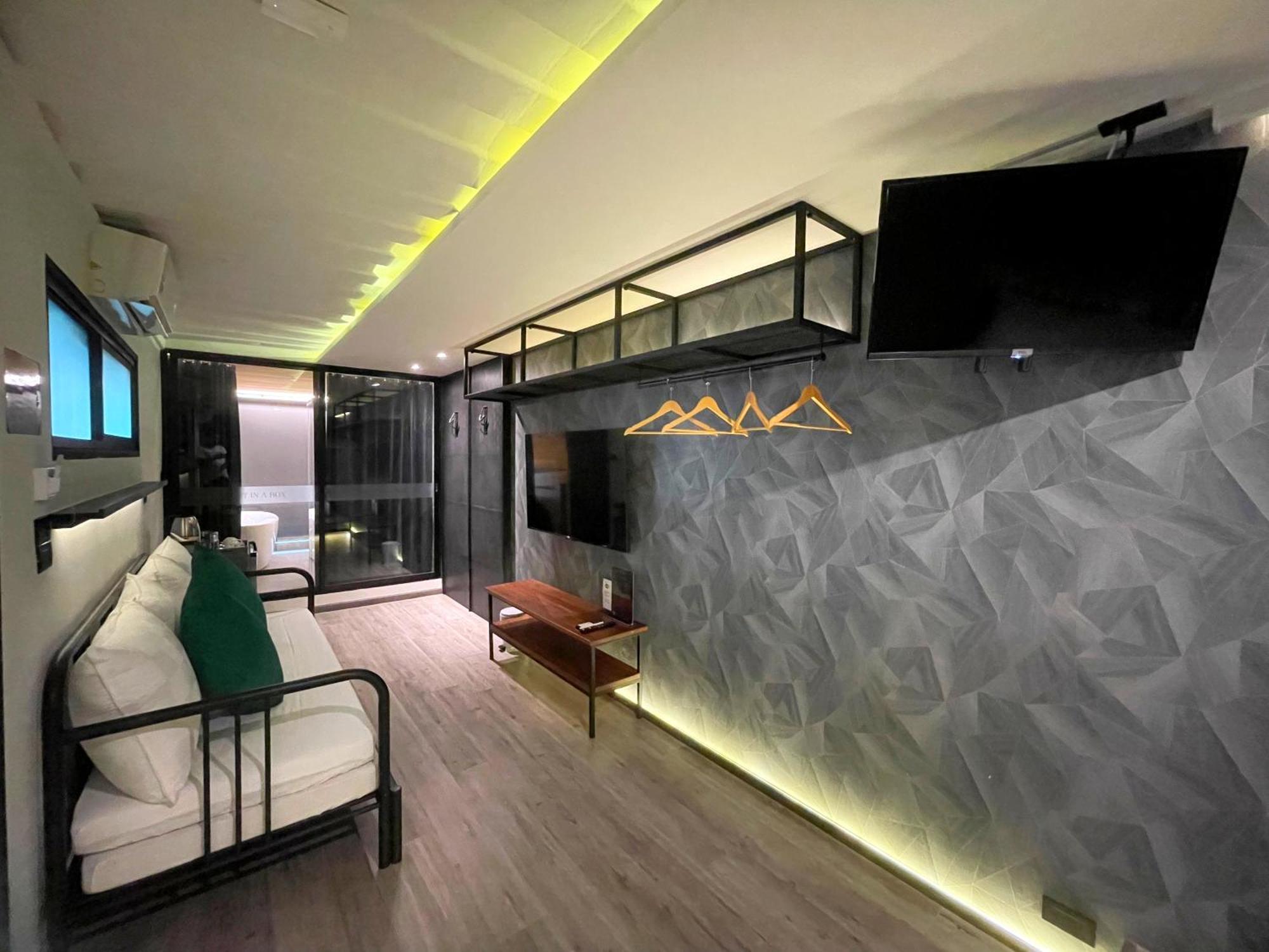 Nights In A Box Ban Muang (Chon Buri) Quarto foto